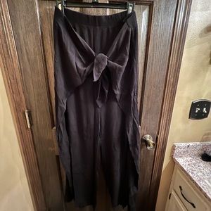 Kona Sol black open leg pant coverup in size XL.